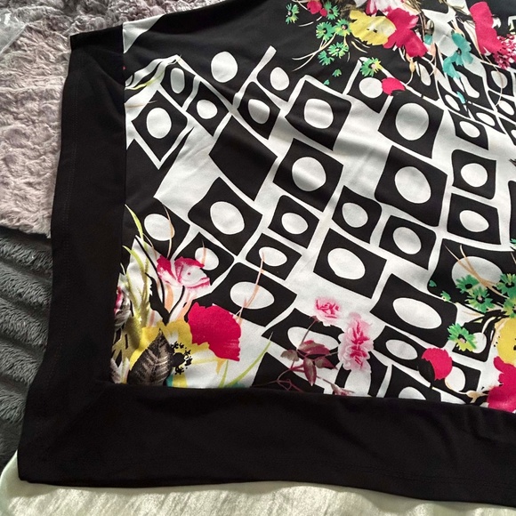 PONCHO, PINK FLORAL (Black, White, Pink, Yellow, Green), ONE SIZE, CANADIAN MADE - Picture 9 of 10